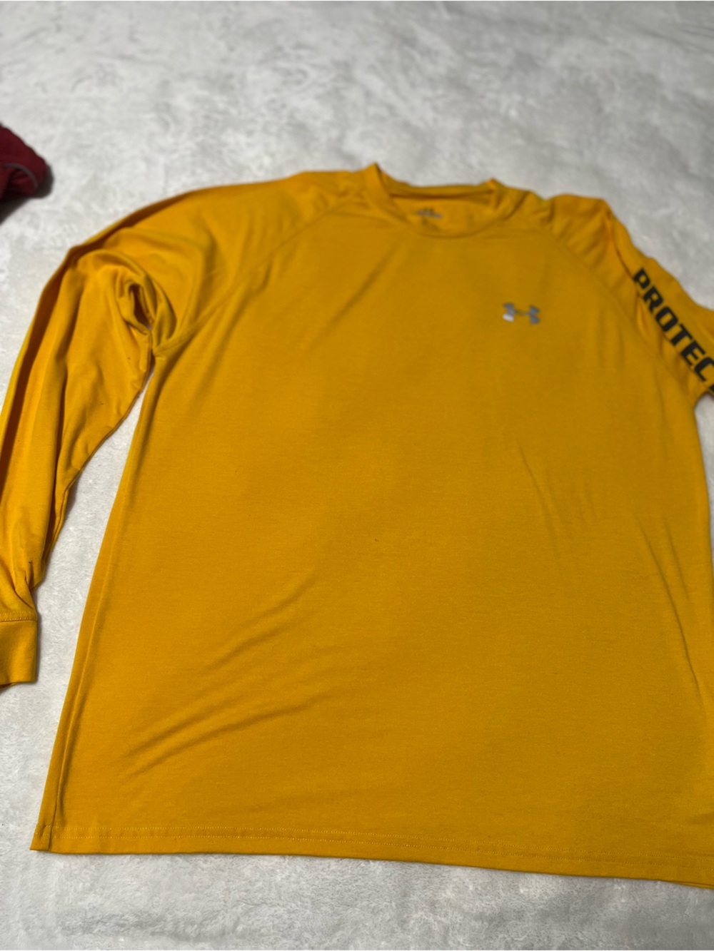 Under Armour Y2K 2000s “Protect This House” Gold Athletic T-Shirt – Men’s Medium